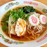 醤油ラーメンを☆濃くありピリ辛ラーメンに！